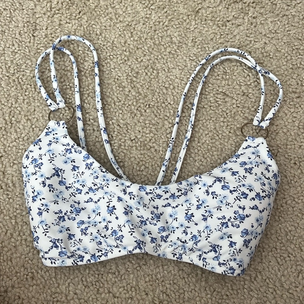 Hollister Bikini Top | XS | White and Blue